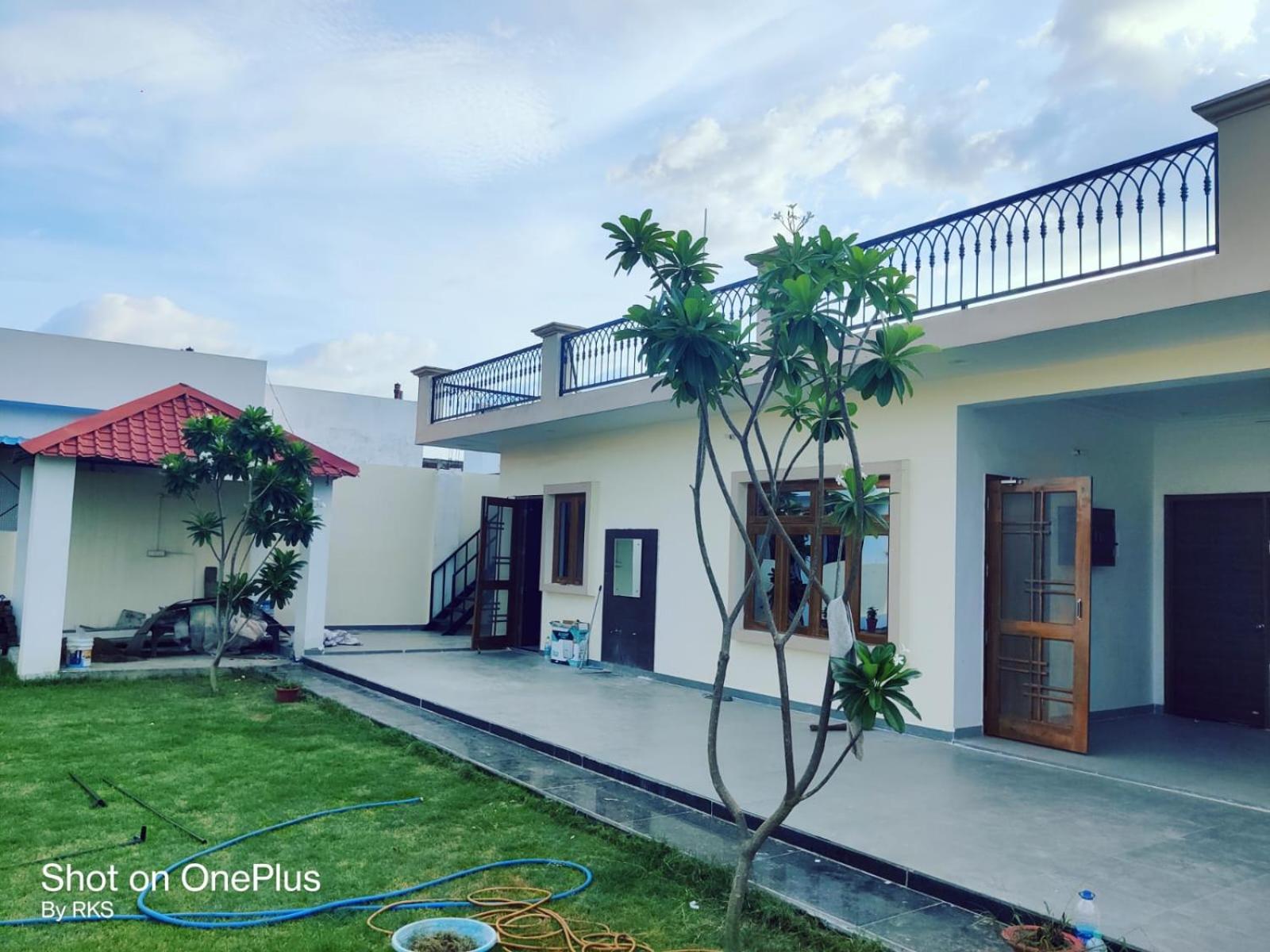 Osho Lifestyle Vila Lucknow Exterior foto